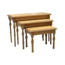 Conjunto 3 mesas madeira